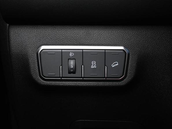 Haval M6 II с пробегом 2024 года, цена 1 859 000 рублей, 23616 км, внедорожник, Автокод Объявления