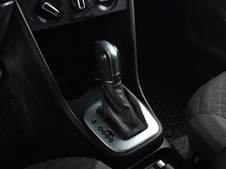 Volkswagen Polo V Рестайлинг Кемерово  - изображение 16