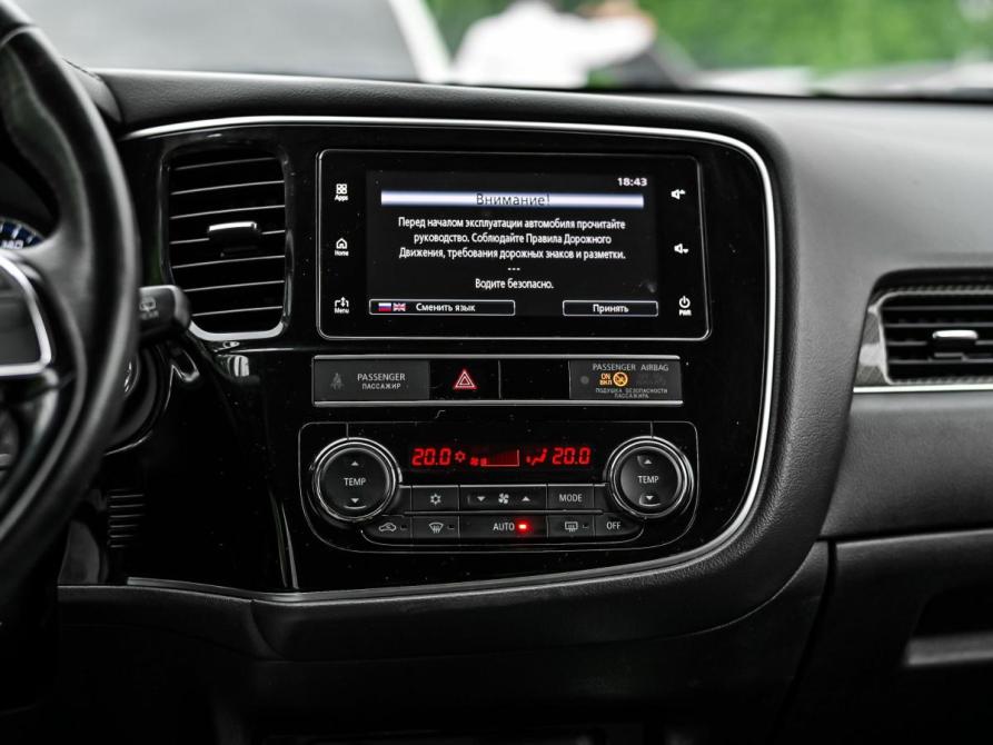 Mitsubishi Outlander III Рестайлинг 3 Санкт-Петербург  - изображение 9