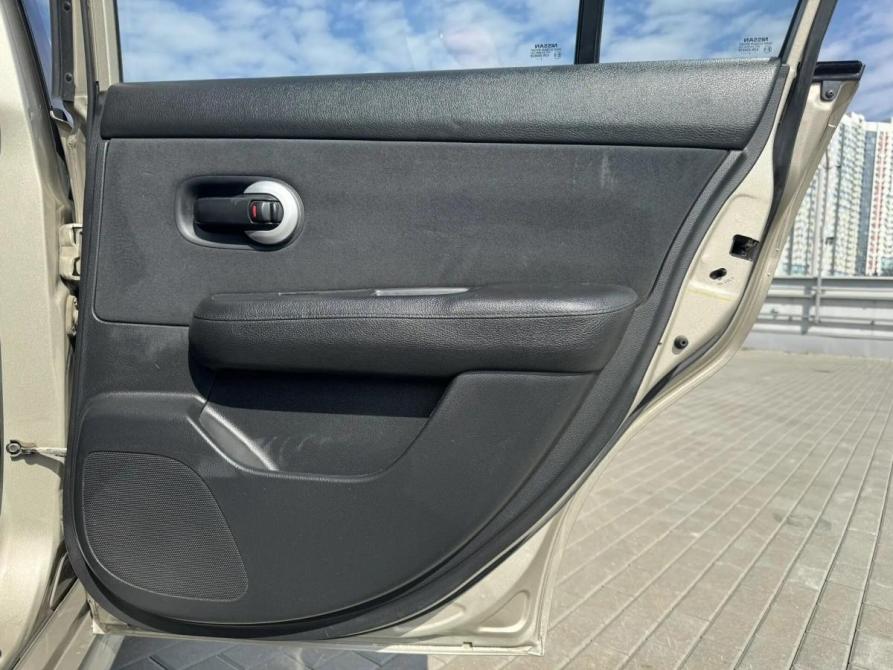 Nissan Tiida I Рестайлинг Ростов-на-Дону  - изображение 19