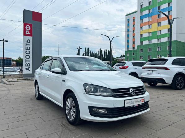 Volkswagen Polo V Рестайлинг с пробегом 2016 года, цена 985 000 рублей, 189500 км, седан, Автокод Объявления
