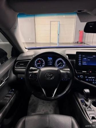 Toyota Camry VIII (XV70) Рестайлинг с пробегом 2022 года, цена 2 647 000 рублей, 31500 км, седан, Автокод Объявления