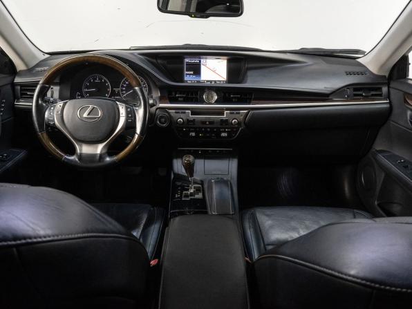 Lexus ES VI с пробегом 2012 года, цена 2 360 000 рублей, 226606 км, седан, Автокод Объявления