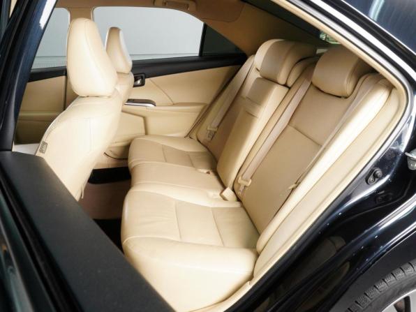 Toyota Camry VII (XV50) Рестайлинг с пробегом 2016 года, цена 2 100 000 рублей, 241581 км, седан, Автокод Объявления
