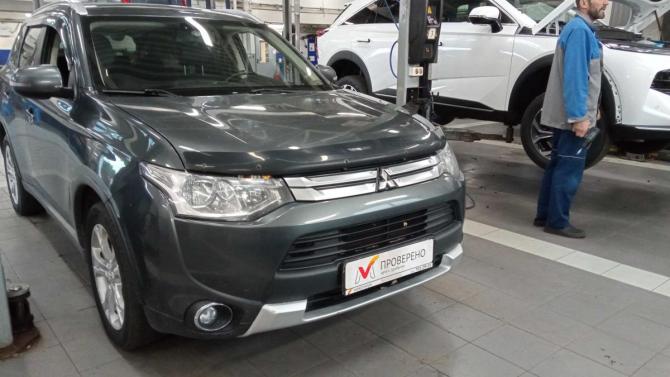 Mitsubishi Outlander III Рестайлинг с пробегом 2014 года, цена 1 380 000 рублей, 181097 км, внедорожник, Автокод Объявления