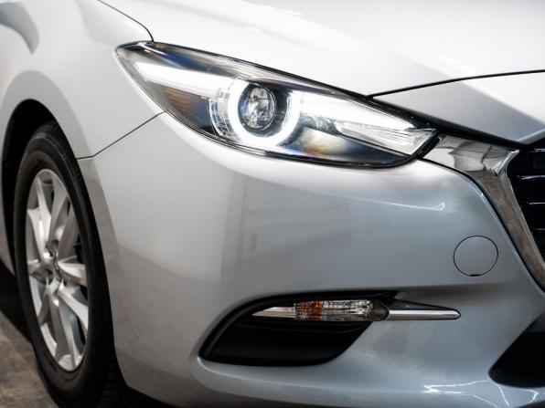 Mazda Axela III Рестайлинг с пробегом 2018 года, цена 1 620 000 рублей, 38456 км, хэтчбек, Автокод Объявления