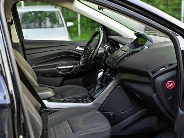 Ford Kuga II с пробегом 2016 года, цена 1 310 000 рублей, 181395 км, внедорожник, Автокод Объявления
