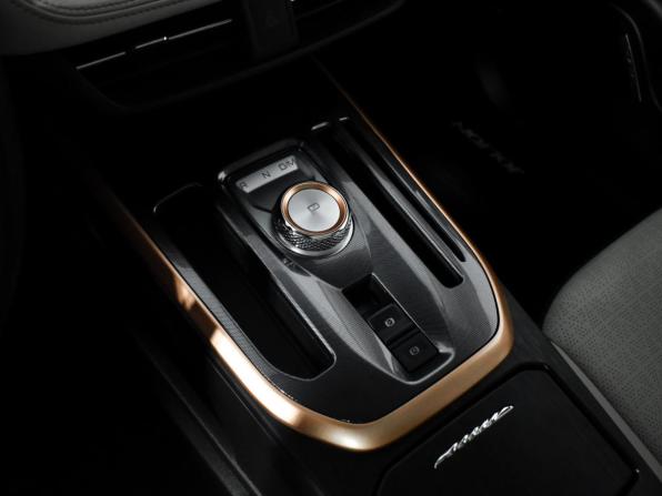 Haval Jolion I Рестайлинг с пробегом 2024 года, цена 2 080 000 рублей, 32500 км, внедорожник, Автокод Объявления