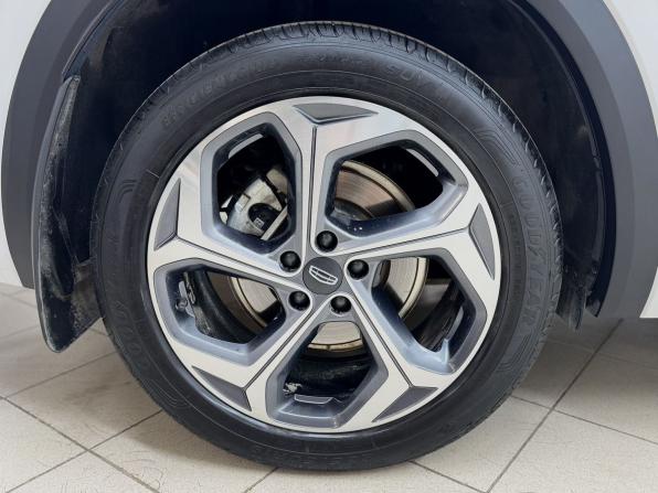 Geely Monjaro I с пробегом 2024 года, цена 3 350 000 рублей, 43718 км, внедорожник, Автокод Объявления
