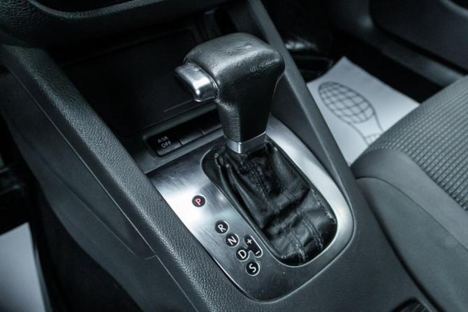 Volkswagen Jetta V с пробегом 2009 года, цена 460 000 рублей, 251322 км, седан, Автокод Объявления