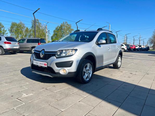 Renault Sandero II с пробегом 2017 года, цена 1 050 000 рублей, 120531 км, хэтчбек, Автокод Объявления