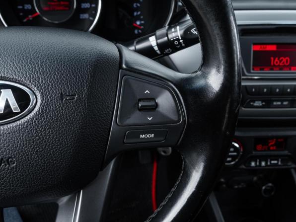 Kia Rio III с пробегом 2013 года, цена 772 000 рублей, 272680 км, седан, Автокод Объявления