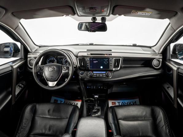 Toyota RAV4 IV (XA40) Рестайлинг с пробегом 2018 года, цена 2 180 000 рублей, 230180 км, внедорожник, Автокод Объявления