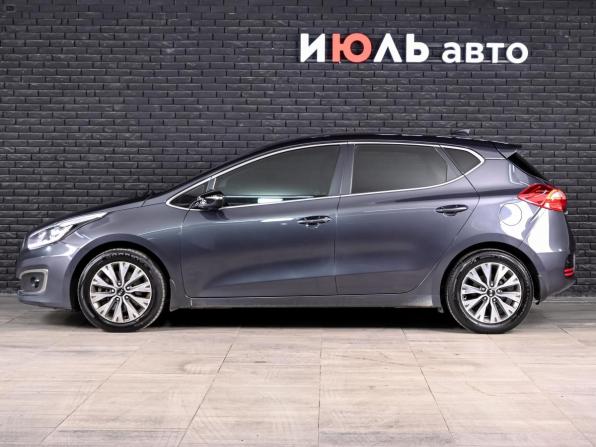 Kia Ceed II Рестайлинг с пробегом 2018 года, цена 1 405 000 рублей, 95095 км, хэтчбек, Автокод Объявления