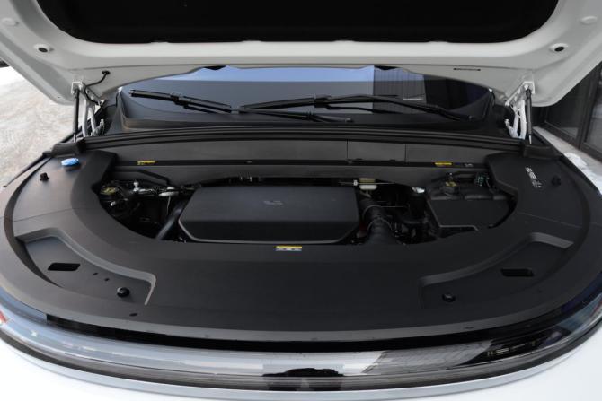 Li Auto (Lixiang) L7 I Рестайлинг с пробегом 2025 года, цена 9 490 000 рублей, 100 км, внедорожник, Автокод Объявления