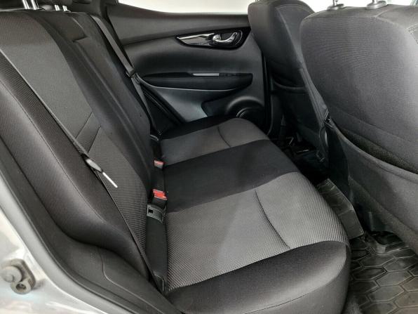 Nissan Qashqai II с пробегом 2018 года, цена 1 355 000 рублей, 236929 км, внедорожник, Автокод Объявления