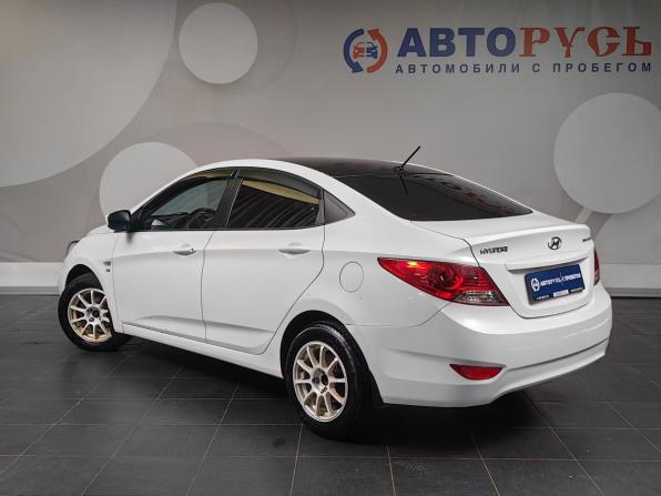 Hyundai Solaris I с пробегом 2014 года, цена 741 000 рублей, 179488 км, седан, Автокод Объявления