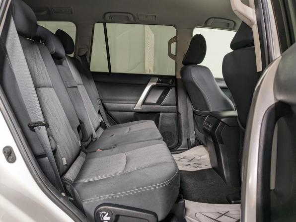 Toyota Land Cruiser Prado 150 Series Рестайлинг 2 с пробегом 2018 года, цена 3 909 500 рублей, 312000 км, внедорожник, Автокод Объявления