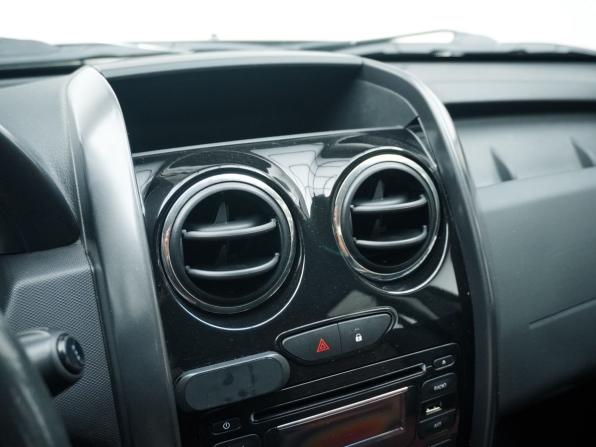 Renault Duster I Рестайлинг с пробегом 2015 года, цена 1 349 000 рублей, 144995 км, внедорожник, Автокод Объявления