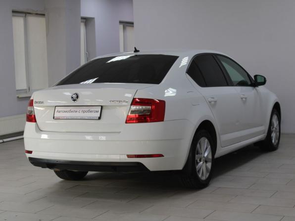 Skoda Octavia III (A7) Рестайлинг с пробегом 2017 года, цена 1 749 900 рублей, 113366 км, лифтбек, Автокод Объявления