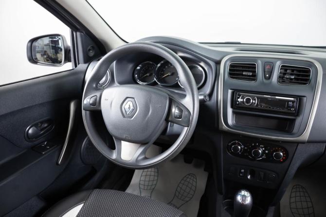 Renault Sandero II с пробегом 2016 года, цена 859 000 рублей, 132800 км, хэтчбек, Автокод Объявления