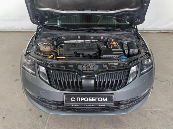 Skoda Octavia III (A7) Рестайлинг с пробегом 2018 года, цена 1 470 000 рублей, 355708 км, лифтбек, Автокод Объявления
