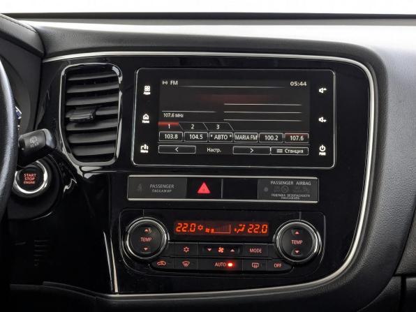 Mitsubishi Outlander III Рестайлинг 3 с пробегом 2019 года, цена 1 870 000 рублей, 178898 км, внедорожник, Автокод Объявления