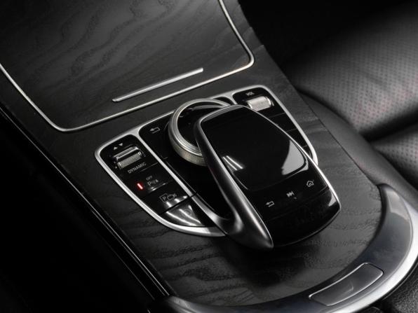 Mercedes-Benz C-Класс IV (W205) Рестайлинг с пробегом 2018 года, цена 2 799 000 рублей, 114879 км, седан, Автокод Объявления