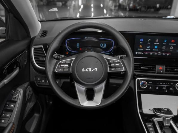 Kia Seltos I Рестайлинг с пробегом 2026 года, цена 2 990 000 рублей, 15 км, внедорожник, Автокод Объявления