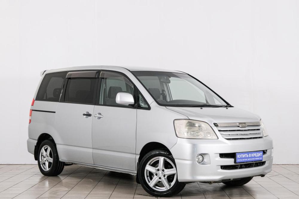 Toyota Noah I (R60) Красноярск  - изображение 1