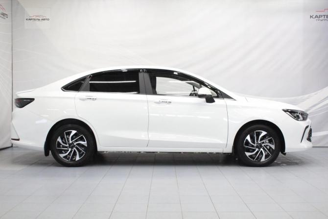 BAIC U5 Plus с пробегом 2023 года, цена 1 299 000 рублей, 12061 км, седан, Автокод Объявления