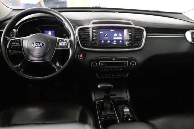 Kia Sorento III Prime Рестайлинг с пробегом 2018 года, цена 2 679 990 рублей, 233704 км, внедорожник, Автокод Объявления