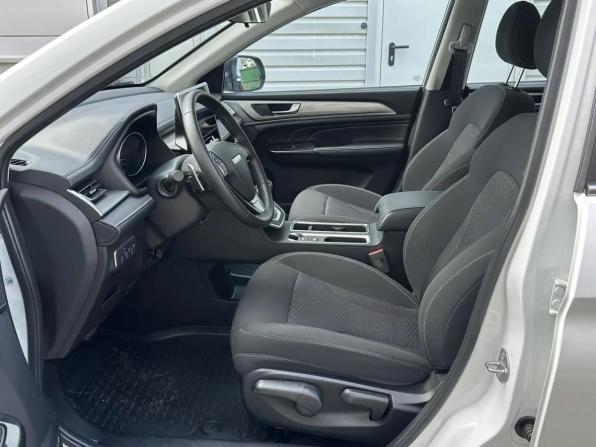 Haval M6 II с пробегом 2024 года, цена 1 989 000 рублей, 4968 км, внедорожник, Автокод Объявления