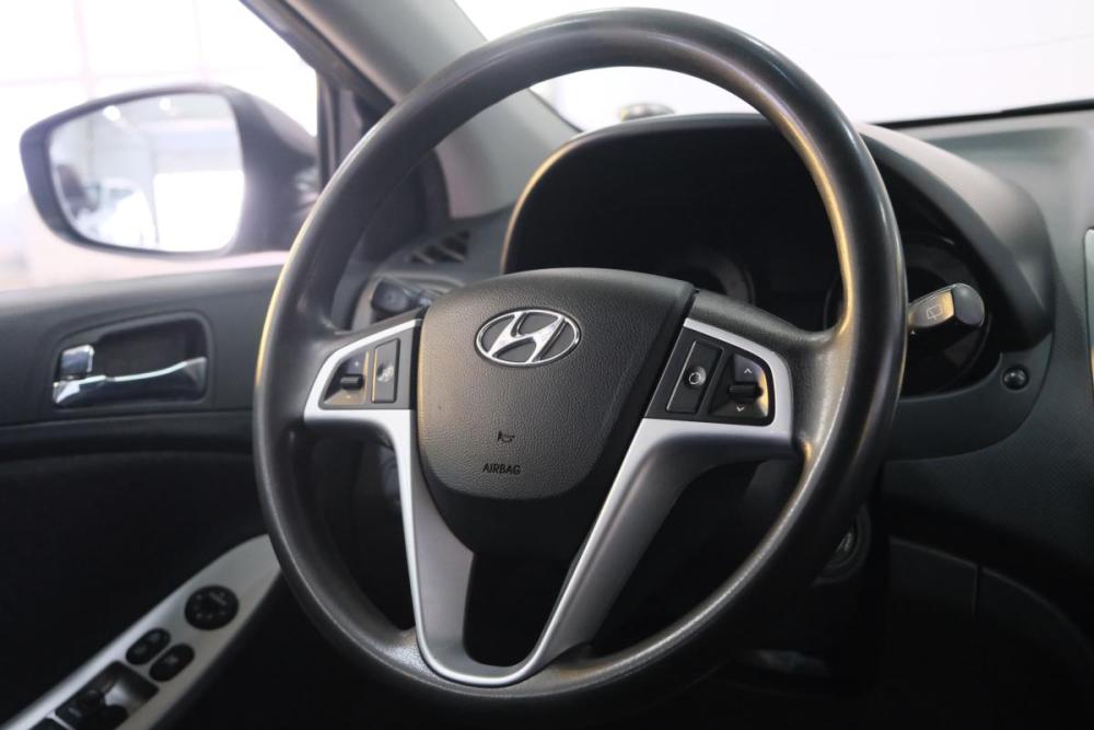 Hyundai Solaris I Омск  - изображение 13