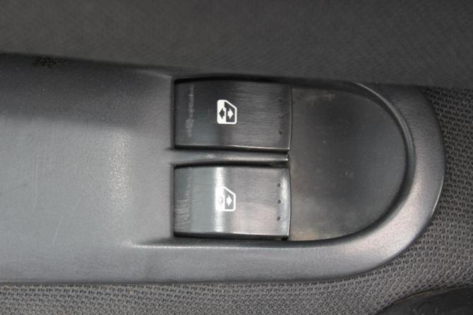 Renault Megane II Рестайлинг с пробегом 2008 года, цена 357 000 рублей, 235731 км, седан, Автокод Объявления