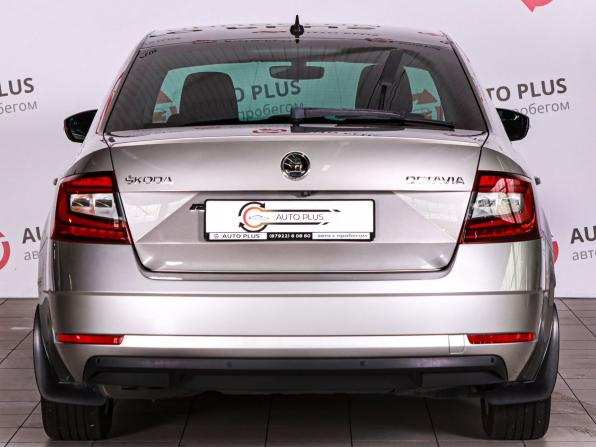 Skoda Octavia III (A7) Рестайлинг с пробегом 2019 года, цена 2 440 000 рублей, 70573 км, лифтбек, Автокод Объявления