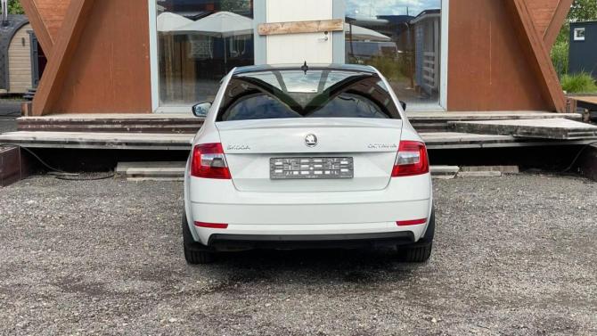 Skoda Octavia III (A7) Рестайлинг с пробегом 2017 года, цена 1 790 000 рублей, 124558 км, лифтбек, Автокод Объявления