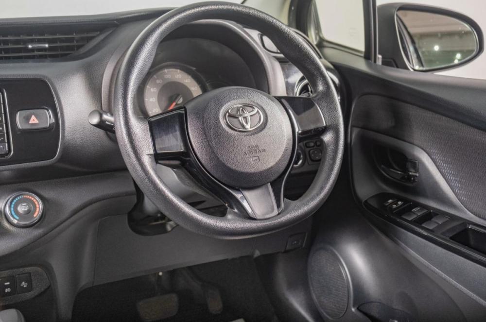 Toyota Vitz III (XP130) Рестайлинг Томск  - изображение 10