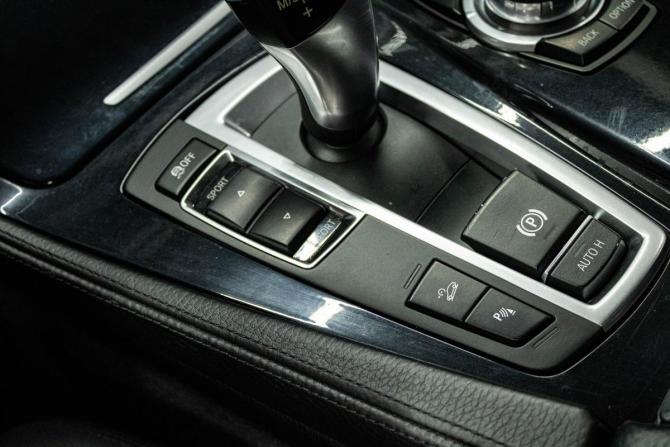 BMW 5 серии VI (F10/F11/F07) Рестайлинг с пробегом 2014 года, цена 2 000 000 рублей, 223526 км, седан, Автокод Объявления