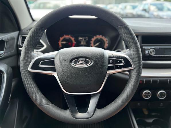 Lada (ВАЗ) Vesta I Рестайлинг (NG) с пробегом 2023 года, цена 890 000 рублей, 64064 км, седан, Автокод Объявления
