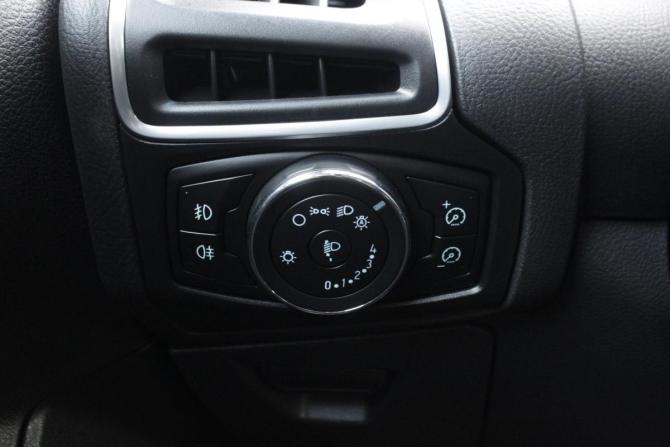 Ford Focus III с пробегом 2012 года, цена 870 000 рублей, 170325 км, универсал, Автокод Объявления