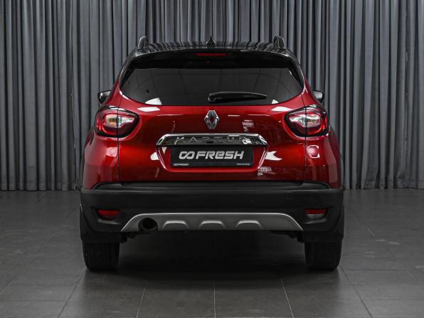 Renault Kaptur I с пробегом 2018 года, цена 1 378 000 рублей, 96773 км, внедорожник, Автокод Объявления