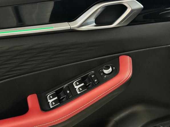 Geely Coolray I Рестайлинг с пробегом 2023 года, цена 2 089 000 рублей, 38743 км, внедорожник, Автокод Объявления