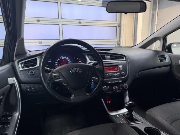 Kia Ceed III с пробегом 2018 года, цена 1 600 000 рублей, 156555 км, универсал, Автокод Объявления