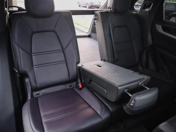 Porsche Cayenne III Рестайлинг с пробегом 2023 года, цена 12 875 000 рублей, 49633 км, внедорожник, Автокод Объявления
