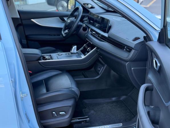 Chery Tiggo 7 Pro Max I с пробегом 2023 года, цена 2 280 000 рублей, 26228 км, внедорожник, Автокод Объявления