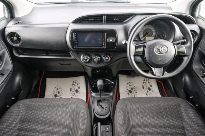Toyota Vitz III (XP130) Рестайлинг с пробегом 2018 года, цена 899 000 рублей, 78000 км, хэтчбек, Автокод Объявления