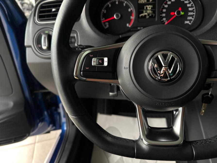 Volkswagen Polo V Рестайлинг Санкт-Петербург  - изображение 16