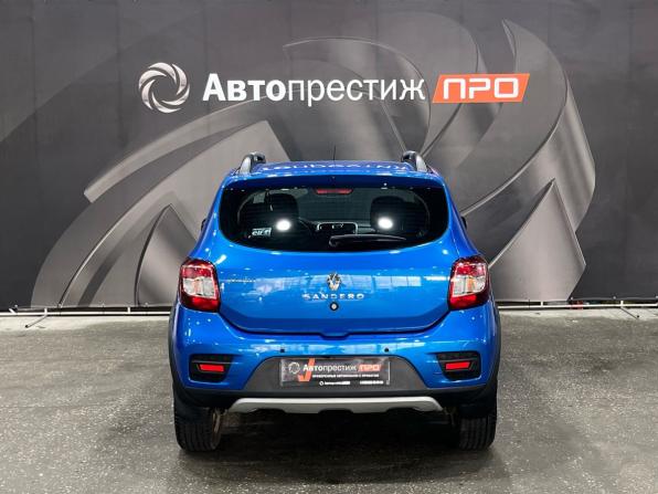 Renault Sandero II с пробегом 2018 года, цена 1 194 000 рублей, 87200 км, хэтчбек, Автокод Объявления