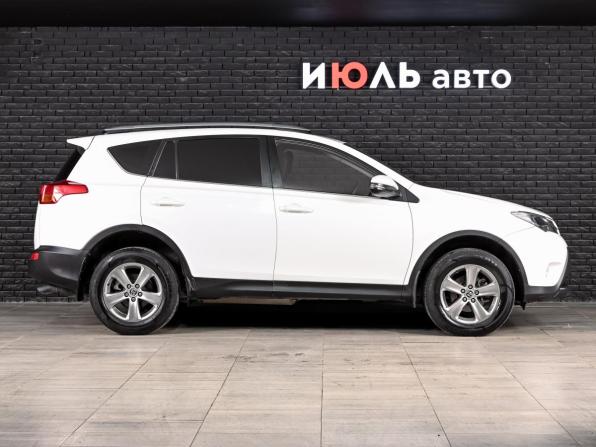 Toyota RAV4 IV (XA40) с пробегом 2015 года, цена 2 300 000 рублей, 116976 км, внедорожник, Автокод Объявления